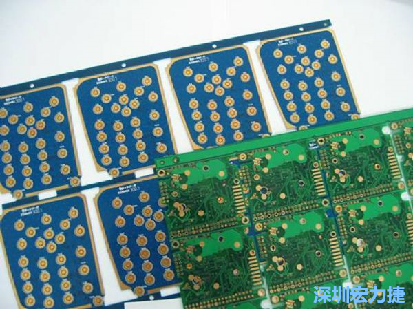 PBC與HDI等硬質(zhì)載板因應(yīng)不同構(gòu)型的結(jié)構(gòu)組裝需求，能做的彈性設(shè)計有限，必須搭配FPC軟板進(jìn)行整合設(shè)計。