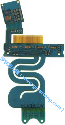 針對需要大幅撓曲應(yīng)用的特殊結(jié)構(gòu)造型，F(xiàn)PCB可進行彈性雷射裁型，讓FPCB材料的撓曲能力更佳。