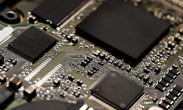 PCBA加工貼片元器件與插件元器件的區(qū)別在哪？